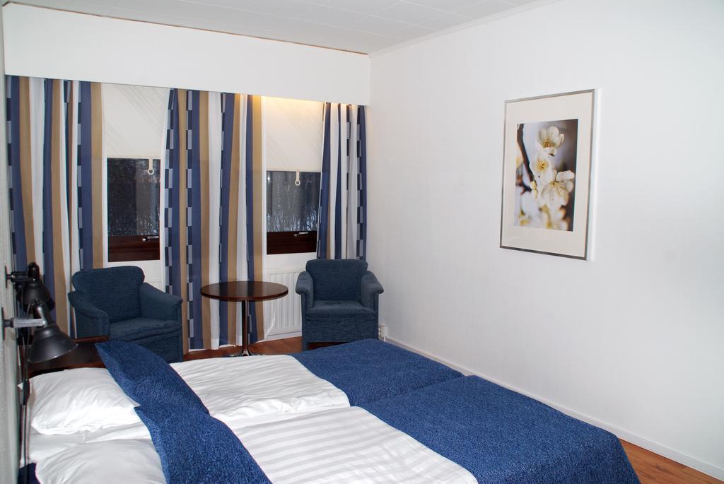 Eckeroe Hotell & Restaurang Δωμάτιο φωτογραφία